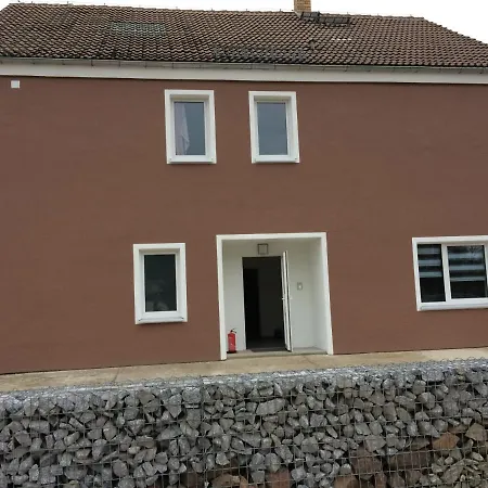 Ferienwohnung An Der Via Regia Паншвиц-Кукау