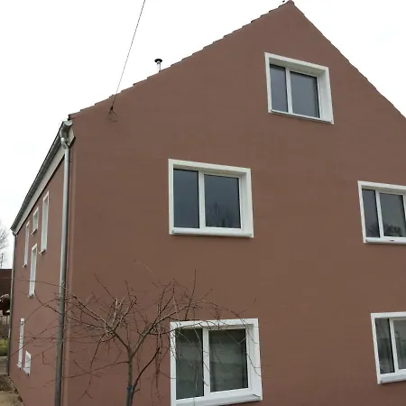 Ferienwohnung An Der Via Regia Апартаменты Паншвиц-Кукау